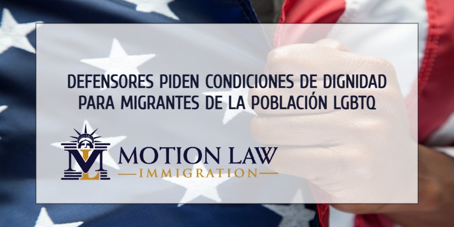 Biden ayuda a migrantes LGBTQ, pero los defensores piden más