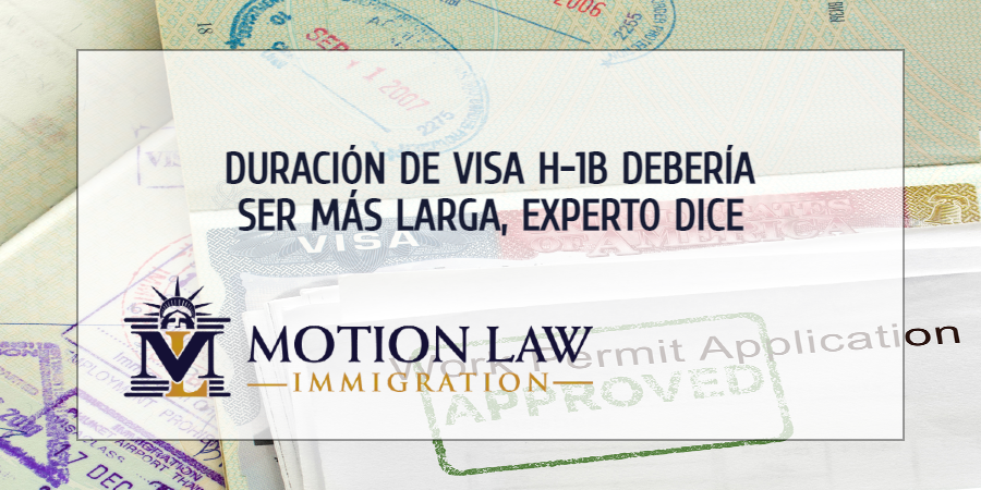 Experto declara que el USCIS debería extender la duración inicial de la visa H-1B