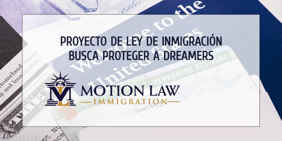 Proyecto de Ley podría ofrecer legalización a Dreamers